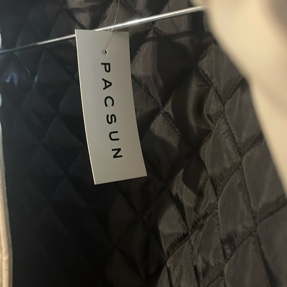 PacSun Black and White Racing Puffer Jacket with Yellow Accents - Picture 9 of 12